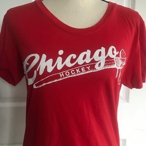 Chicago Hockey Blackhawks T-Shirt Women's Size Large